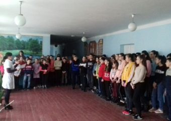 З учнями Осичківської та Концебівської шкіл медичні сестри амбулаторії та ФАПу  КНП "Савранський РЦПМСД" провели бесіди на тему "ГРВІ, грип, коронавірусна інфекція"